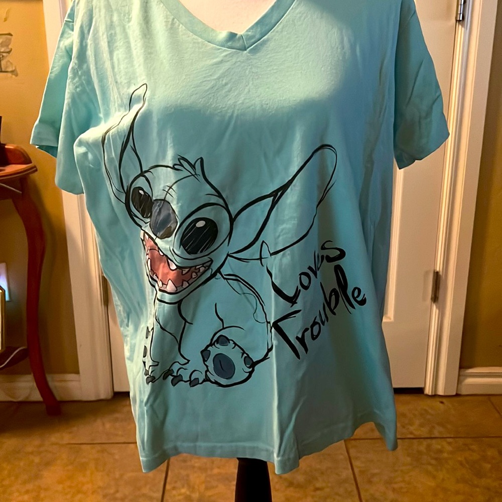 Stitch t shirt in really cute light aqua color